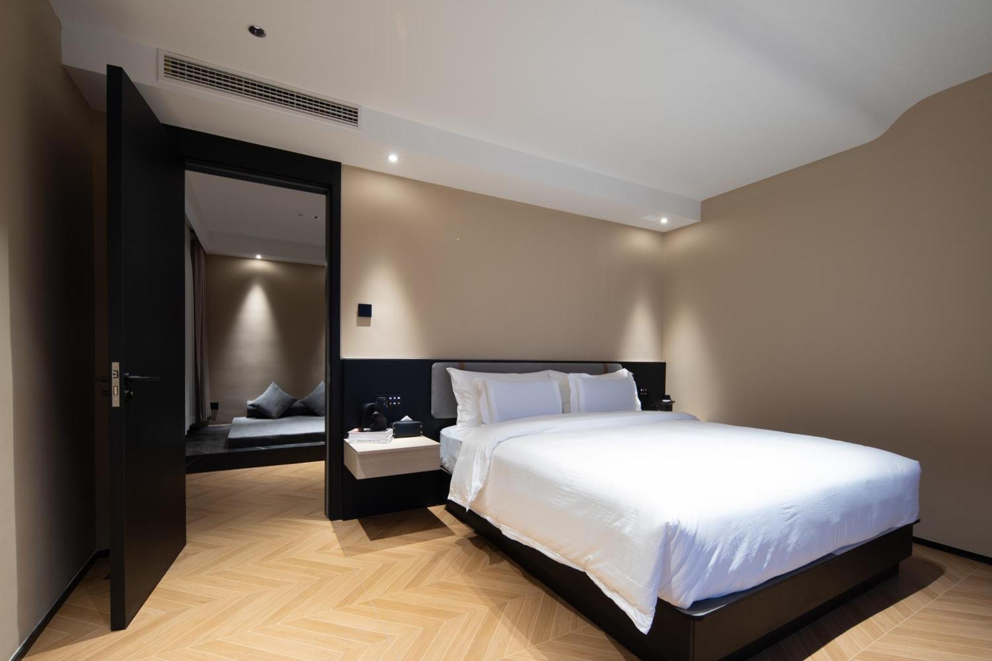 See You Soon At The Ritz Rose Summer Hotel Sanya Exterior photo