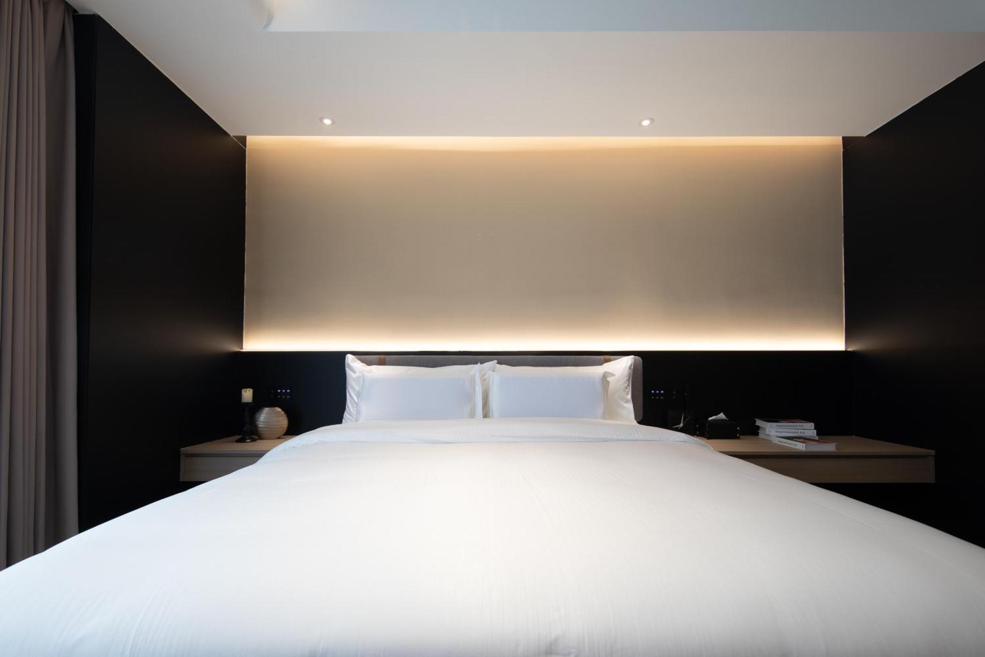 See You Soon At The Ritz Rose Summer Hotel Sanya Exterior photo