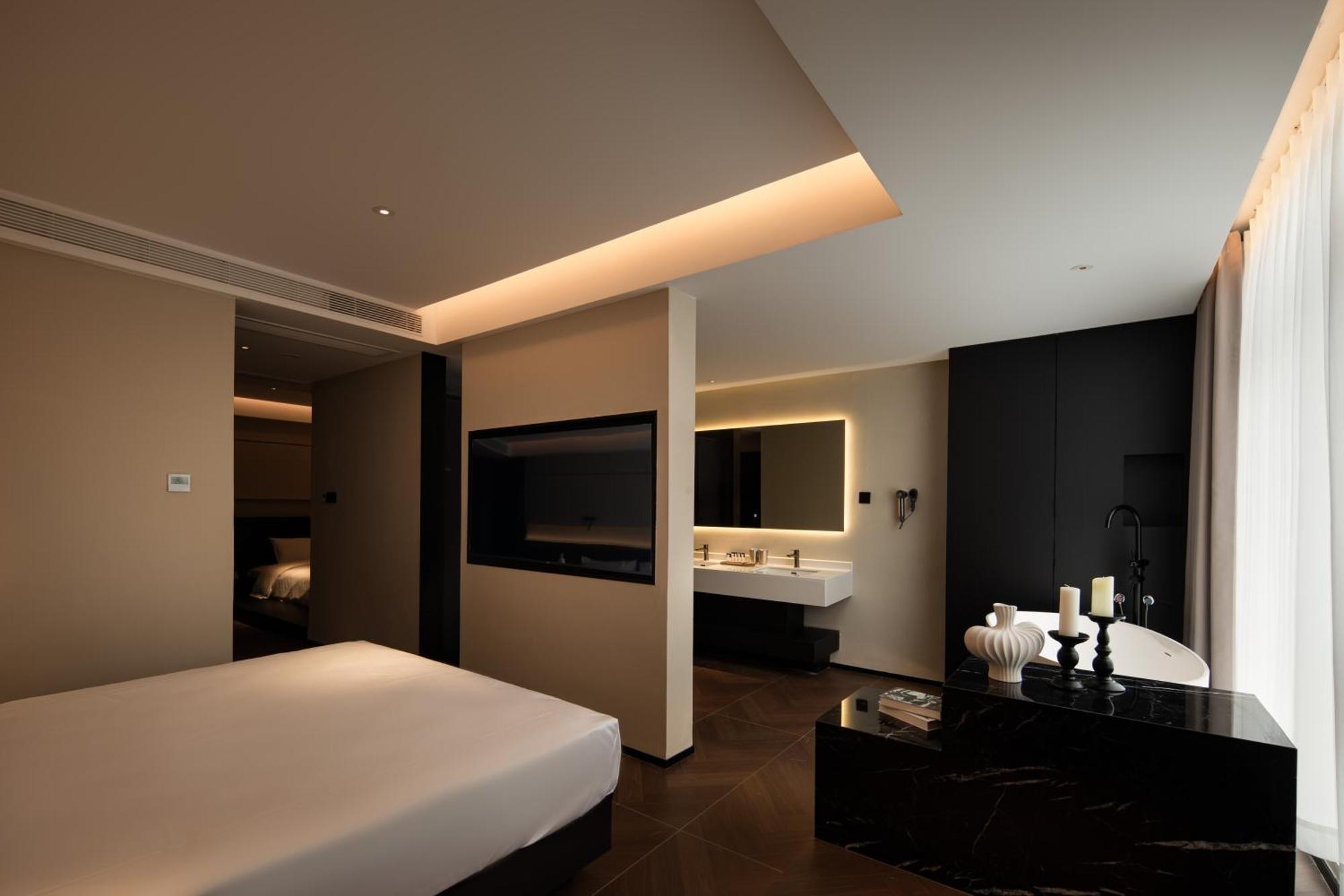 See You Soon At The Ritz Rose Summer Hotel Sanya Exterior photo